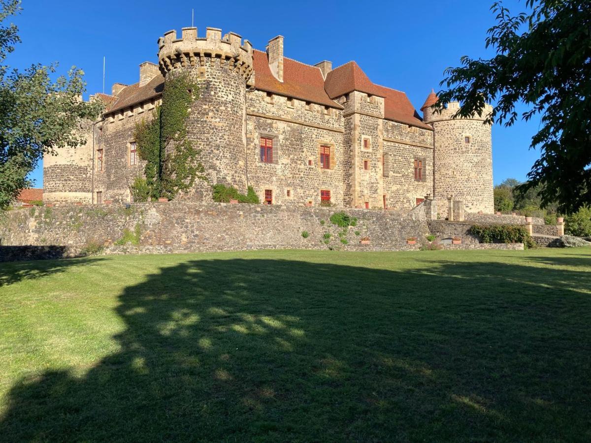 Chateau Royal De Saint-Saturnin Exterior photo